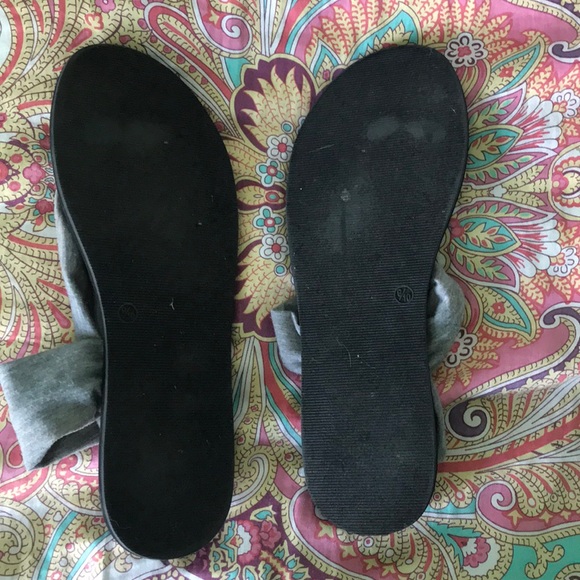 casual sandals - Picture 2 of 4